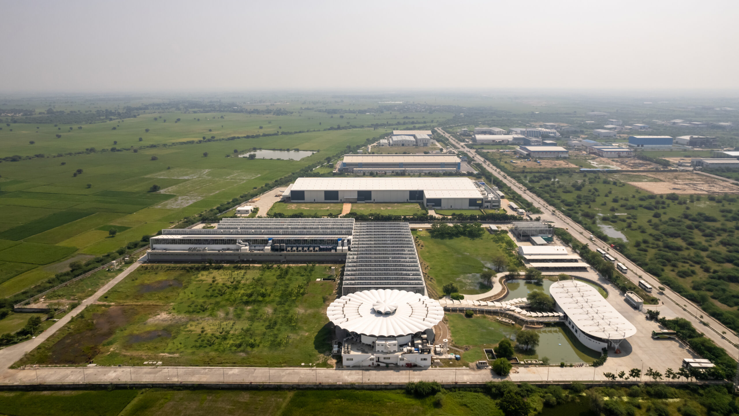 UBZyTfn7NNa3R8px6bNroV